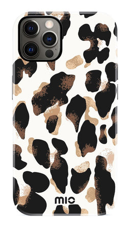 Mio by Mobilize Hoesje geschikt voor Apple iPhone 12 MagSafe Telefoonhoesje Hardcase | Mio by Mobilize Backcover | Geschikt voor MagSafe | Geschikt voor Draadloos Opladen met Magnetische Ring | MagSafe Case - Leopard | Zwart,wit