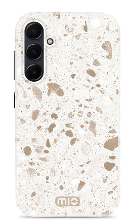 Mio by Mobilize Hoesje geschikt voor Samsung Galaxy A55 MagSafe Telefoonhoesje Hardcase | Mio by Mobilize Backcover | Geschikt voor MagSafe | Geschikt voor Draadloos Opladen met Magnetische Ring | MagSafe Case - Soft Terrazzo | Wit,goud