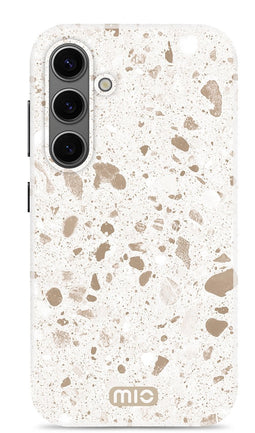 Mio by Mobilize Hoesje geschikt voor Samsung Galaxy S24 MagSafe Telefoonhoesje Hardcase | Mio by Mobilize Backcover | Geschikt voor MagSafe | Geschikt voor Draadloos Opladen met Magnetische Ring | MagSafe Case - Soft Terrazzo | Wit,goud