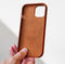 Mobilize Hoesje geschikt voor Apple iPhone 15 Pro Max MagSafe Telefoonhoesje Echt Leer | Mobilize Premium Backcover | Geschikt voor MagSafe | Geschikt voor Draadloos Opladen met Magnetische Ring | MagSafe Case - Burned Cognac | Cognac