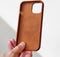 Mobilize Hoesje geschikt voor Apple iPhone 16 MagSafe Telefoonhoesje Echt Leer | Mobilize Premium Backcover | Geschikt voor MagSafe | Geschikt voor Draadloos Opladen met Magnetische Ring | MagSafe Case - Burned Cognac | Cognac