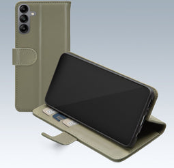 Mobilize Telefoonhoesje geschikt voor Samsung Galaxy A13 5G Hoesje | Mobilize Premium Gelly Wallet Bookcase Portemonnee | Pasjeshouder voor 3 Pasjes | Telefoonhoesje voor Pinpas / OV Kaart / Rijbewijs - Groen