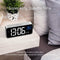Moderne Zilveren LED Wekker met Temperatuurweergave en USB Oplaadfunctie