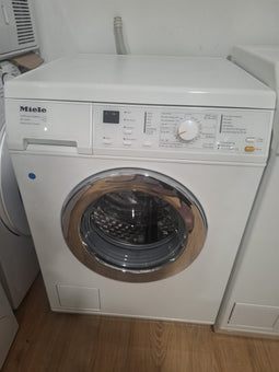 Refurbished - Miele W 3241 Wps Wasmachine 6 Kg 1400t