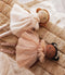 Mrs Ertha Dollies Poppetje 35cm - Sugar Bee