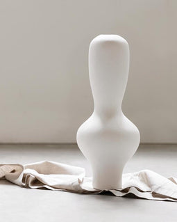 MUST Living Vase Bowling,52xØ22 cm, fiber cement white painted