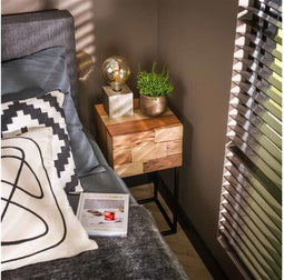 Nachtkastje Mill XS Massief Acacia Hout met Metaal Onderstel - compact - bijzettafel - Ideaal voor Kleine Slaapkamers - 30x30x45 cm