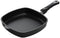 AMT Gastroguss Vierkante pan met antiaanbaklaag - 28x28 cm - Geschikt voor alle warmtebronnen, inclusief inductie