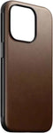 Nomad Modern Leather Case - Hoesje voor iPhone 15 - Nomad leder - Geschikt voor MagSafe en draadloos opladen - Bruin