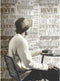 Noordwand Behang Friends & Coffee Words and Letters metallic en beige