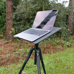 NOT A DESK Zwart tripod bureau S - MDF gerecycleerd hout - Made In Belgium - compact bureau - in hoogte en helling verstelbaar - mobiel zit sta bureau - draagbaar kantoor - multifunctioneel