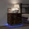 vidaXL - Nachtkastje - met - LED - Lichten - Gerookt - Eiken - 50x34,5x50 - cm