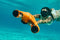 Nilox Aquascooter Makai Orange - 3 instelbare standen - Maximumsnelheid van 5,4 km/u – Tot 30 meter diep - Action Cam bevestiging