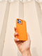 Nudient Bold Case hoesje voor iPhone 14 Pro - Oranje