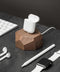 Oakywood Lightning Dock - Massief Walnoot - compatible met Apple iPhone en Apple AirPods (Lightning)