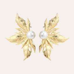 Oorbellen leaves with a pearl