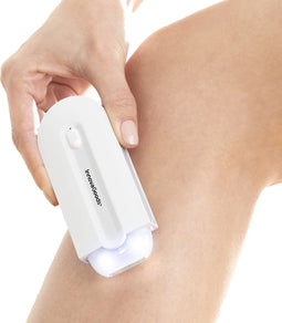 OPLAADBAAR MINI-SCHEERAPPARAAT MET LEDLAMPJE EPILUCH INNOVAGOODS