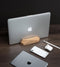 Oakywood Laptop Dock - Massief Eiken - Echt Hout Verticale MacBook/Laptop Standaard - Clean Desk Design