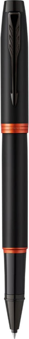 Parker IM Vibrant Rings rollerballpen | satijn zwarte lak met feloranje details | fijne punt met zwarte inkt navulling | geschenkdoos