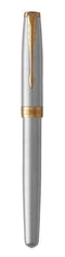 Parker Sonnet vulpen | roestvrij staal met goud afgewerkte trim | medium punt | geschenkverpakking