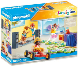 PLAYMOBIL Family Fun Kids club - 70440