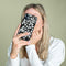 iMoshion Hoesje Geschikt voor Samsung Galaxy A41 Hoesje Siliconen - iMoshion Design hoesje - Wit / Zwart / White Flowers
