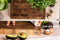 Professionele Snijplank Acacia Hout met Sapgeul en Handvaten – Anti-slip Borrelplank - Hakblok 26x38x3.5 cm - VDN