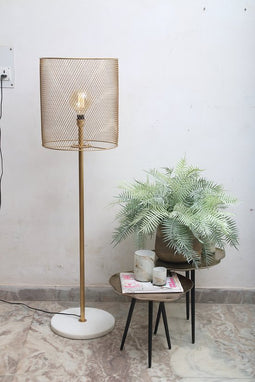 PTMD Julien Vloerlamp - 45 x 40 x 143 cm - Ijzer/marmer - Goud