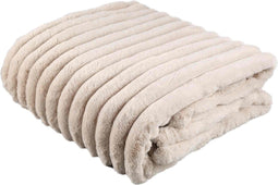 PTMD Plaid Hadi - 220x240x2 cm - Imitatie Bont - Creme