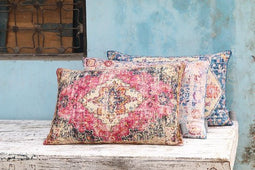 PTMD Renee Kussen - 60 x 5 x 40 cm - Roze en creme