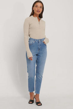 NA-KD Comfort Mom Jeans - Hoge taille - Denim met stretch - Lichtblauw - Maat EU 38