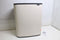 Brabantia Bo Touch Bin - Prullenbak 2 x 30 l - Afvalscheiding - Soft Beige (2 stuks)