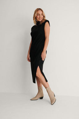 NA-KD - Padded High Neck Midi Dames Jurk - Maat M - Zwart