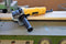 DeWalt DWE4057 - Haakse slijper - 800 Watt - 125 mm (1 stuk)