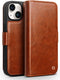 Qialino - Geschikt voor iPhone 15+ / 15 Plus - Leren bookcase hoes - Cognac