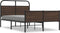 vidaXL - Bedframe - zonder - matras - bewerkt - hout - bruin - eikenkleur - 140x190 - cm