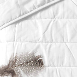 Bedsprei Light | Happy Friday