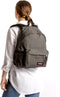 Eastpak Padded Pak'r - Rugzak 24 Liter - Groot hoofdcompartiment - Black