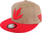 Capiche® Snapback Pet Heren – Dimorphodon – Beige & Rood – Verstelbaar met Druksluiting – Sportcap – Baseball Cap – Mannen Cap – Dino Pet