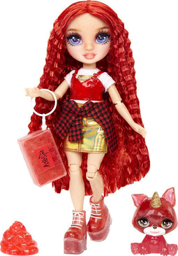 Rainbow High Klassieke Modepop - 28 cm - Ruby (rood) - Met slijmset en diertje