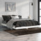 vidaXL - Bedframe - LED - massief - hout - wit - 140x190 - cm
