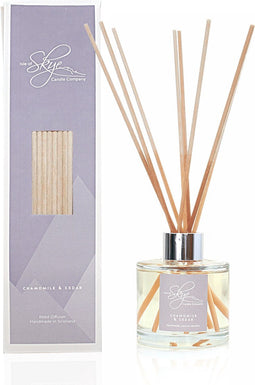 Reed Diffuser Kamille en Cederhout - 12 weken - Isle of Skye Candle