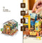 Robotime modelbouw Miniatuur bouwpakket Cathy's Flower House hout/papier/kunststof - 195mm hoog x 175mm breed x 175mm diep - met lampje