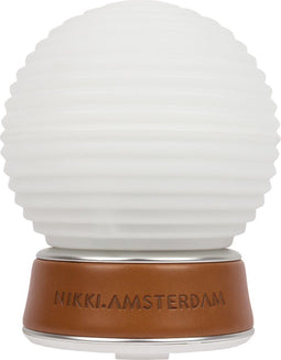 Nikki.Amsterdam | The.Diffuser | Aroma Verdamper | Aroma Diffuser | Luchtbevochtiger | Elektrische Geurverspreider | Incl. 6 Gratis Etherische Oliën | RGB LED Verlichting | Babykamer | Slaapkamer | Nachtkast Verlichting | Wifi Smart Life App