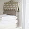 Salter Step-kruk - grote opvouwbare voetkruk met antislipoppervlak en handgreep - beige