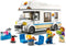 LEGO City - Vakantiecamper 60283 - 2 minifiguren en babyfiguur (190 onderdelen)