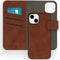 iMoshion Hoesje Geschikt voor iPhone 14 Hoesje Met Pasjeshouder - iMoshion Uitneembare 2-in-1 Luxe Bookcase - Bruin