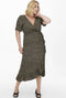 ONLY CARMAKOMA CARFRIDA - Lange wrap jurk - Animal print - Zwart