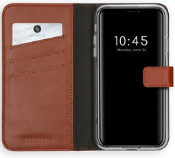 Selencia Hoesje Geschikt voor iPhone 11 Hoesje Met Pasjeshouder - Selencia Echt Lederen Bookcase - Lichtbruin