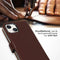 Selencia Hoesje Geschikt voor iPhone 15 Plus Hoesje Met Pasjeshouder - Selencia Echt Lederen Bookcase - Bruin